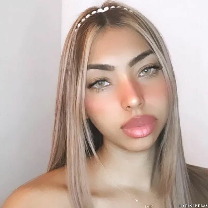 Michelle, 27