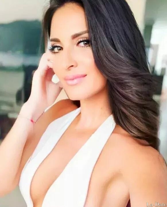 Ashley, 36